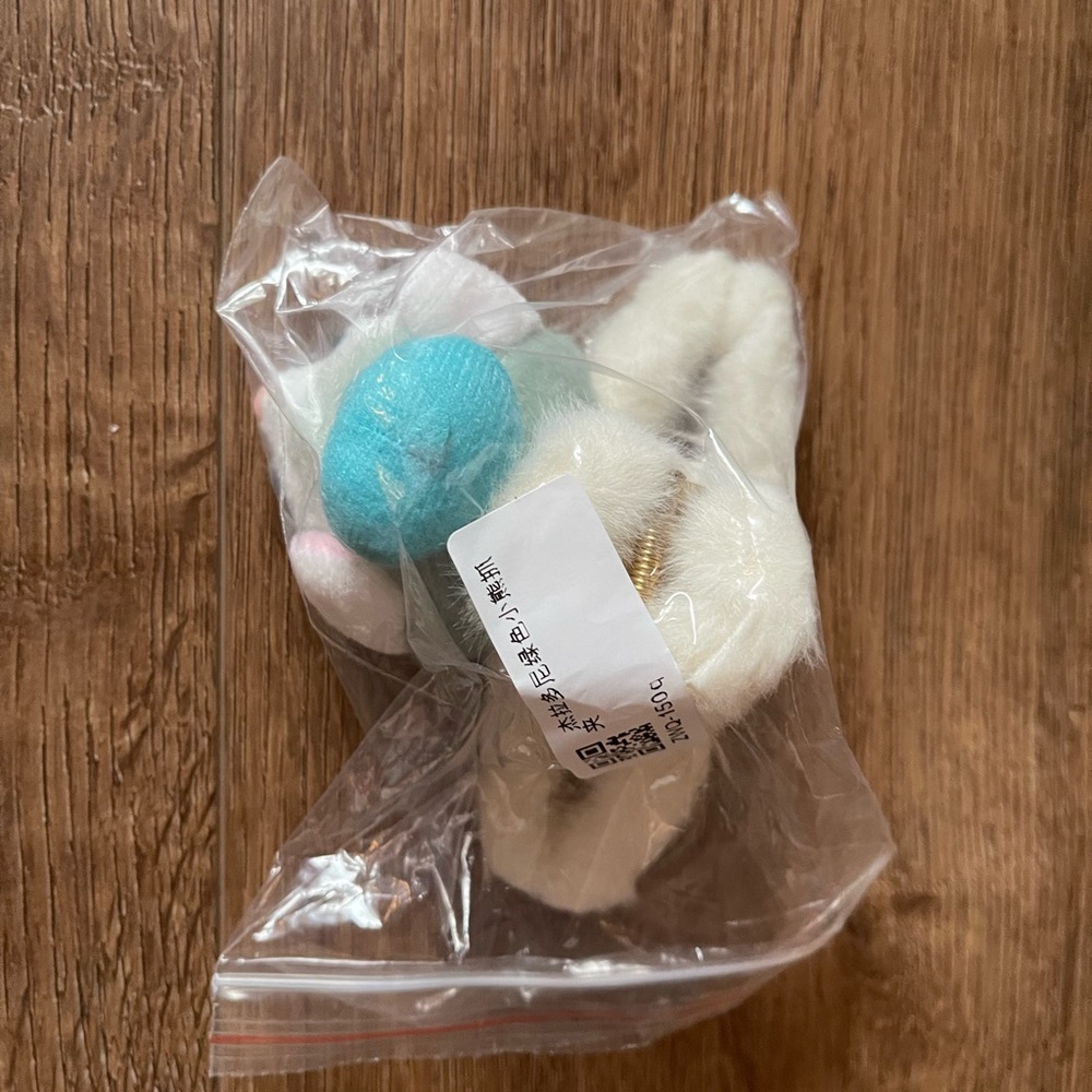 DISNEY-NWT Duffy’s Friend Gelatoni 3D Plush Hair Claw Clip - Picture 5 of 8